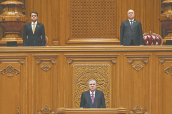 НГ: Рахмон пообещал Таджикистану свет через два года