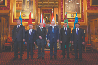 Британия хочет править не только морями, но и Центральной Азией