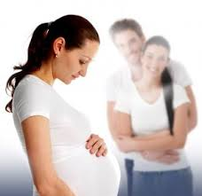 Ребёнок по договору: что не так с суррогатным материнством в Казахстане 