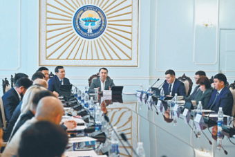 НГ: Киргизия вступит в ядерный клуб, но без спешки